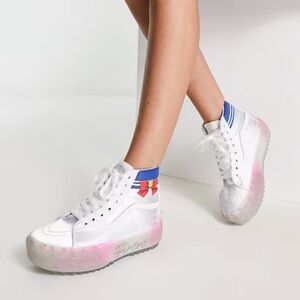 Vans x Sailor Moon High Top Shoes, Size 6.5